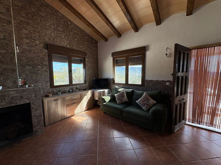 Image No.12-2 Bed Villa for sale