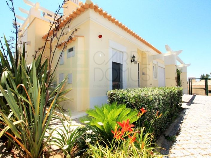 Image No.2-3 Bed House for sale