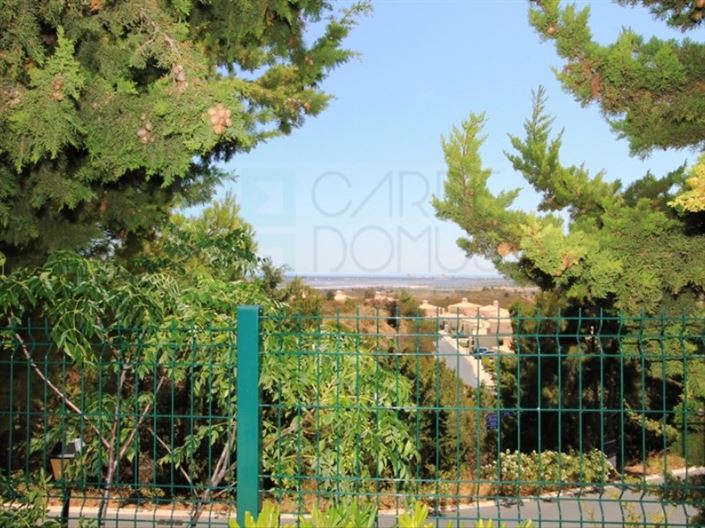 Image No.35-2 Bed House for sale