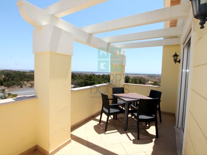 Image No.4-2 Bed House for sale