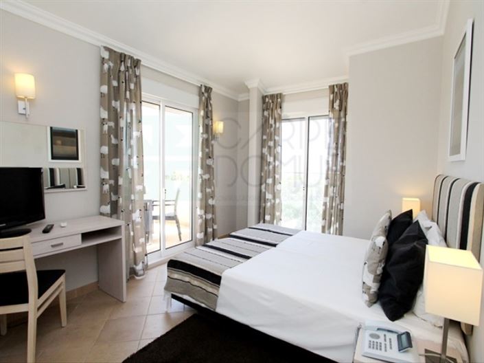 Image No.5-2 Bed House for sale