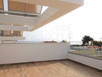 id732fd900-0000-0500-0000-000010f9a30c