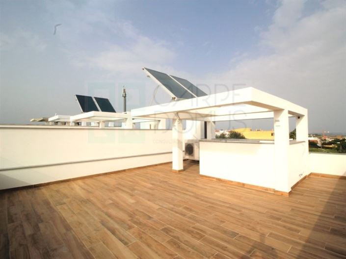 Image No.7-3 Bed House for sale