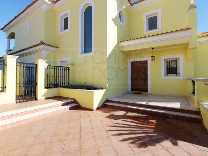 Image No.15-5 Bed House for sale