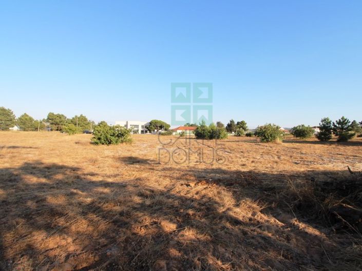 Image No.18-3 Bed Farmhouse for sale