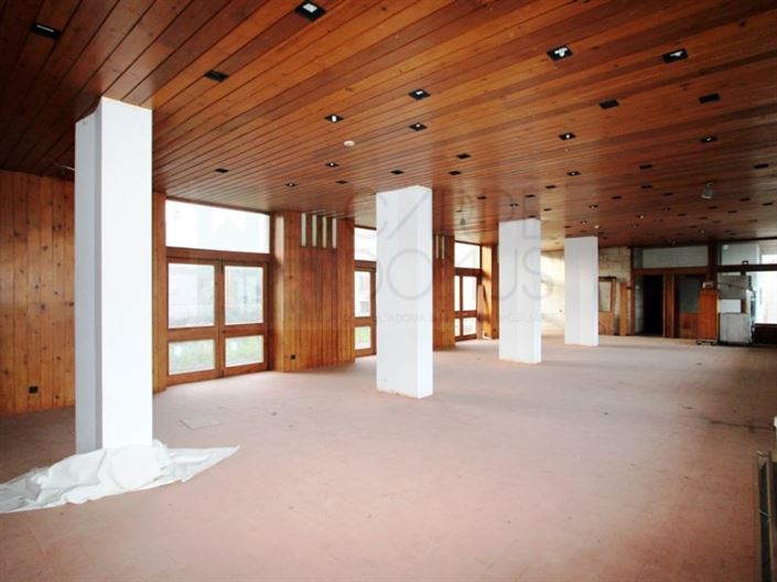 Image No.53-30 Bed Hotel for sale