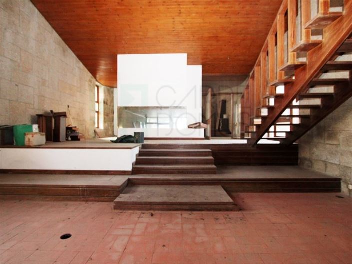 Image No.56-30 Bed Hotel for sale