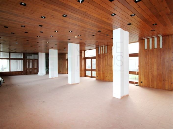 Image No.11-30 Bed Hotel for sale