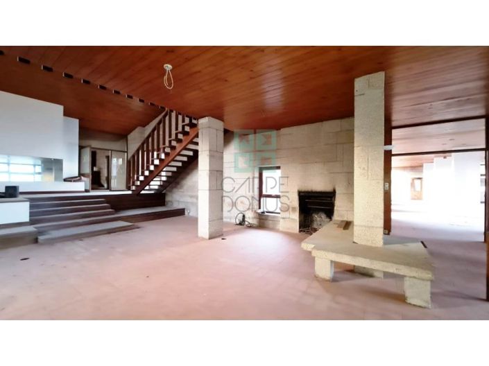 Image No.50-30 Bed Hotel for sale