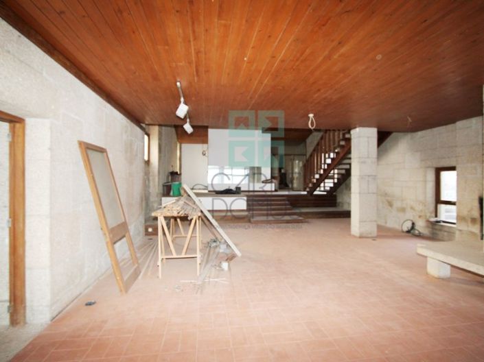 Image No.52-30 Bed Hotel for sale