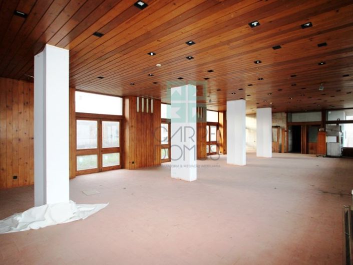 Image No.53-30 Bed Hotel for sale