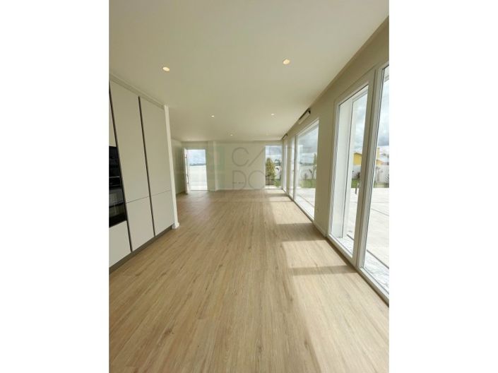 Image No.23-3 Bed House for sale