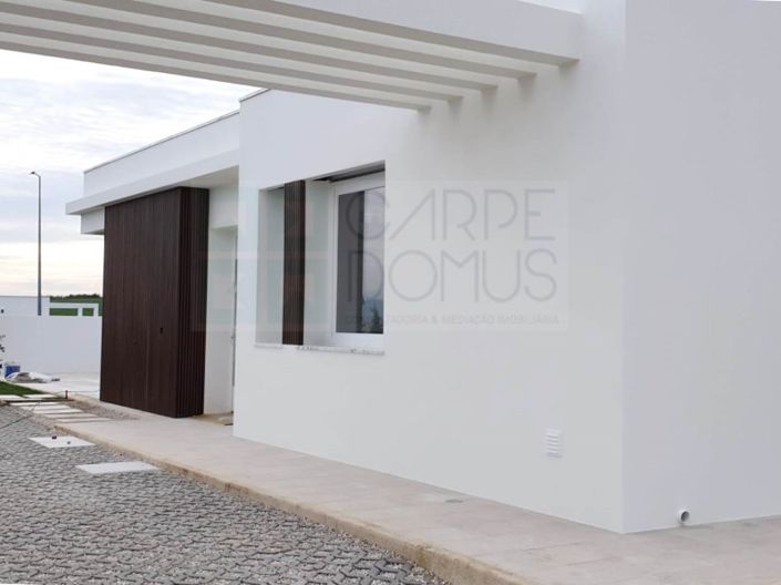 Image No.27-3 Bed House for sale