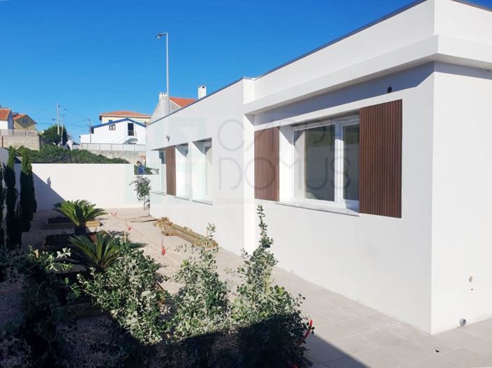 Image No.28-3 Bed House for sale