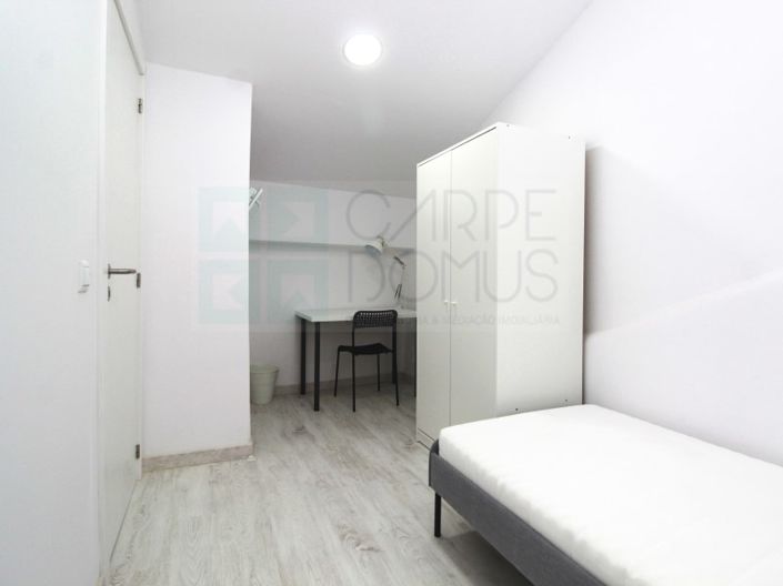 Image No.17-9 Bed House for sale