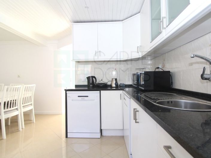 Image No.3-9 Bed House for sale