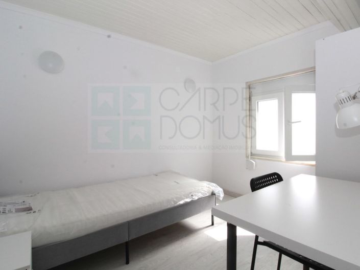 Image No.8-9 Bed House for sale