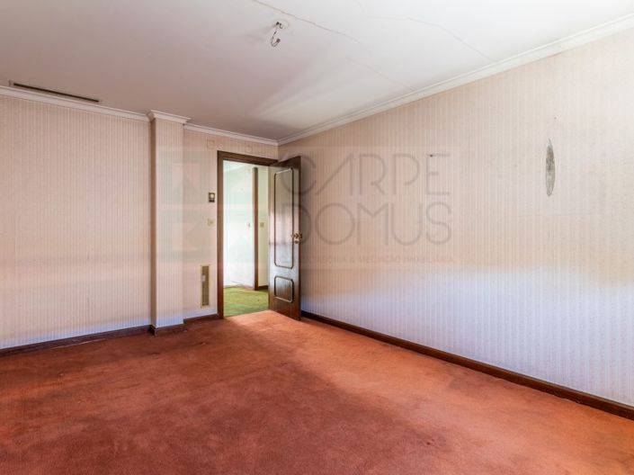 Image No.16-9 Bed House for sale