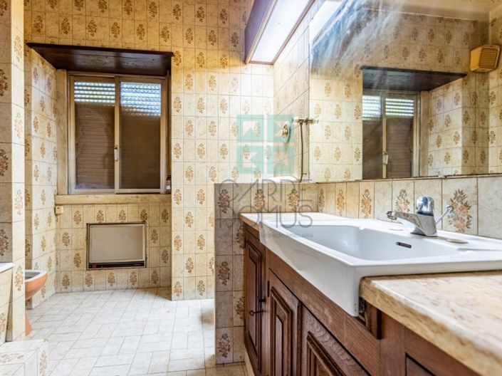 Image No.41-9 Bed House for sale