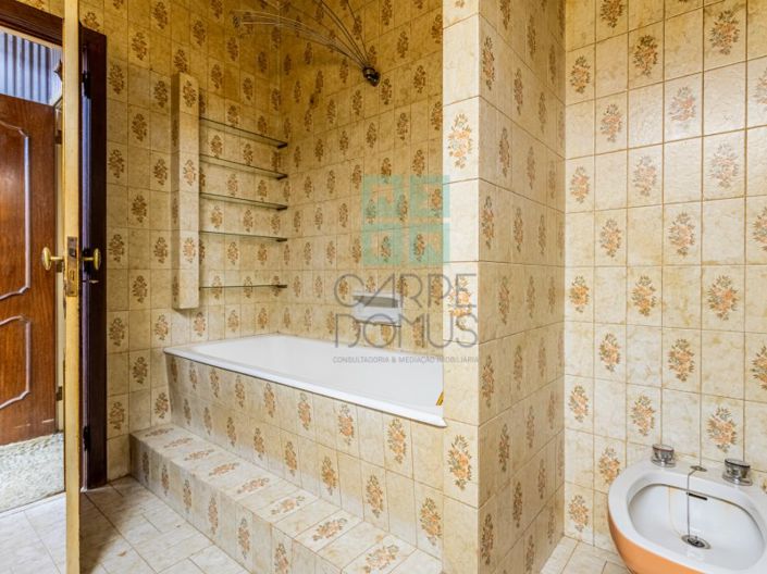 Image No.43-9 Bed House for sale