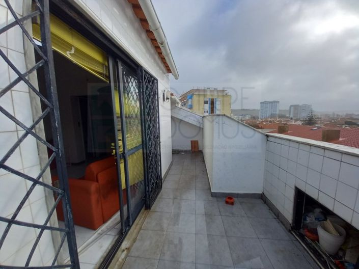 Image No.30-3 Bed Apartment for sale