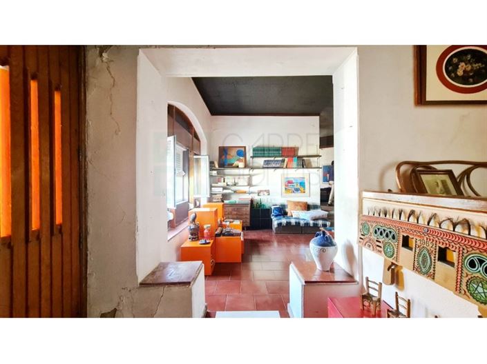 Image No.10-6 Bed House for sale