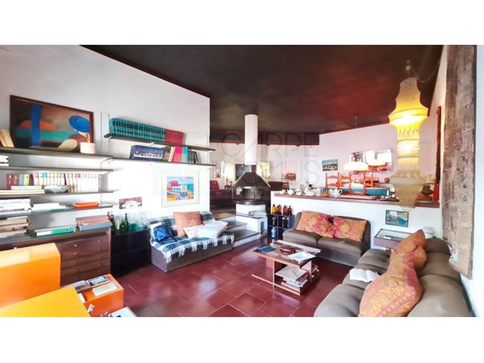 Image No.11-6 Bed House for sale