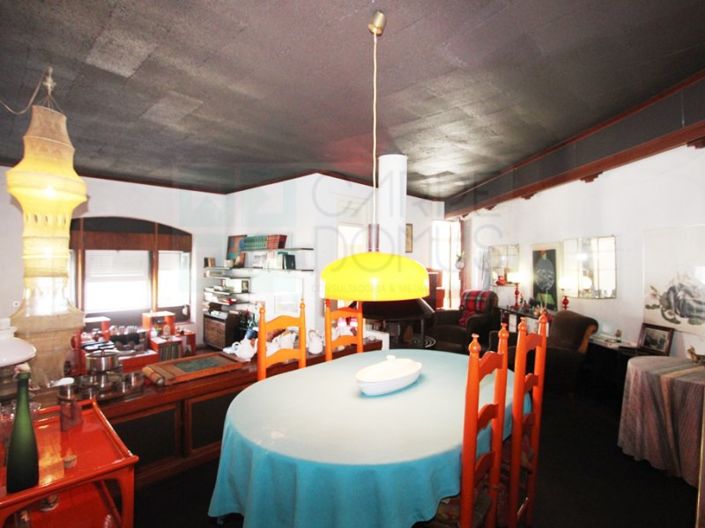 Image No.18-6 Bed House for sale