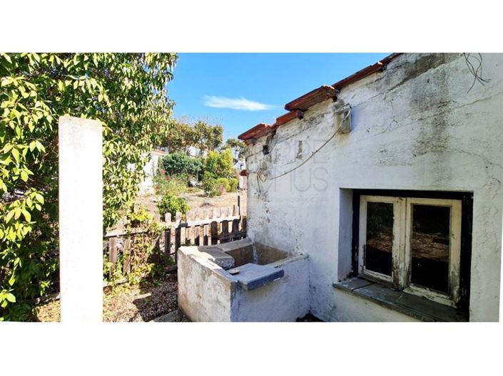 Image No.35-6 Bed House for sale