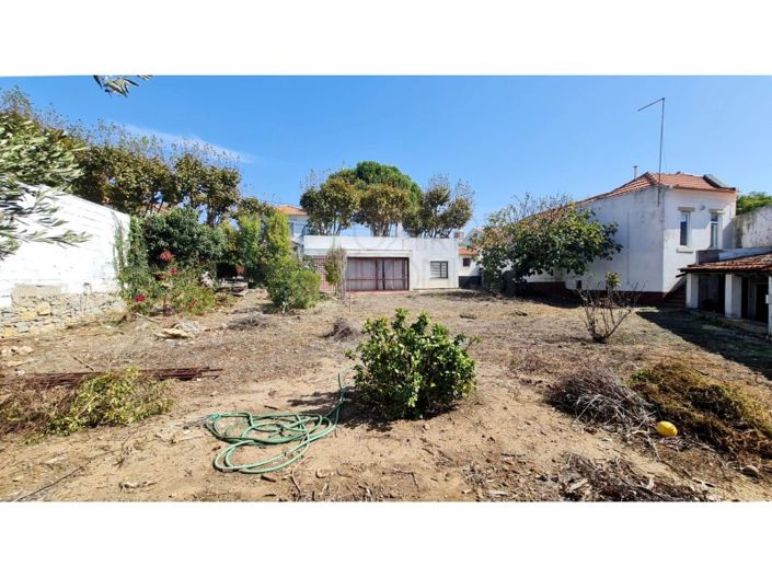 Image No.36-6 Bed House for sale