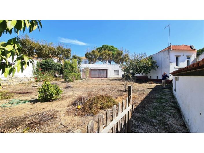 Image No.7-6 Bed House for sale