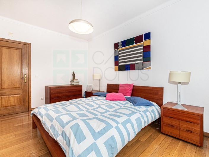 Image No.22-4 Bed House for sale