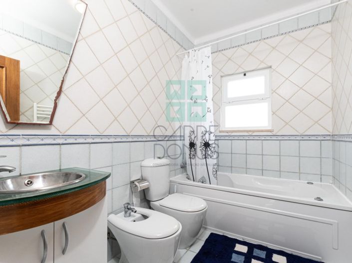 Image No.24-4 Bed House for sale