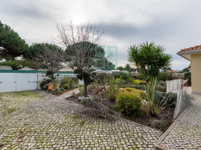 Image No.34-4 Bed House for sale