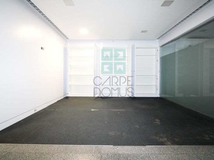 Image No.25-Commercial for sale