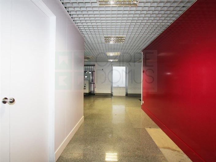 Image No.30-Commercial for sale