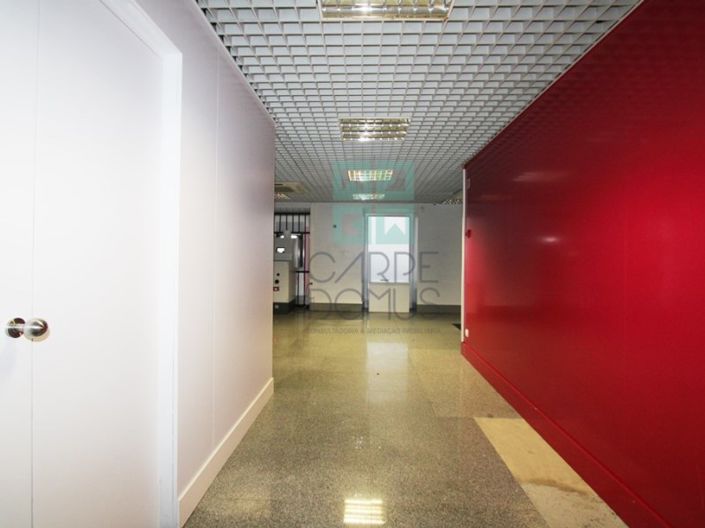 Image No.30-Commercial for sale