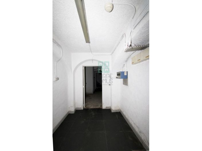 Image No.44-Commercial for sale