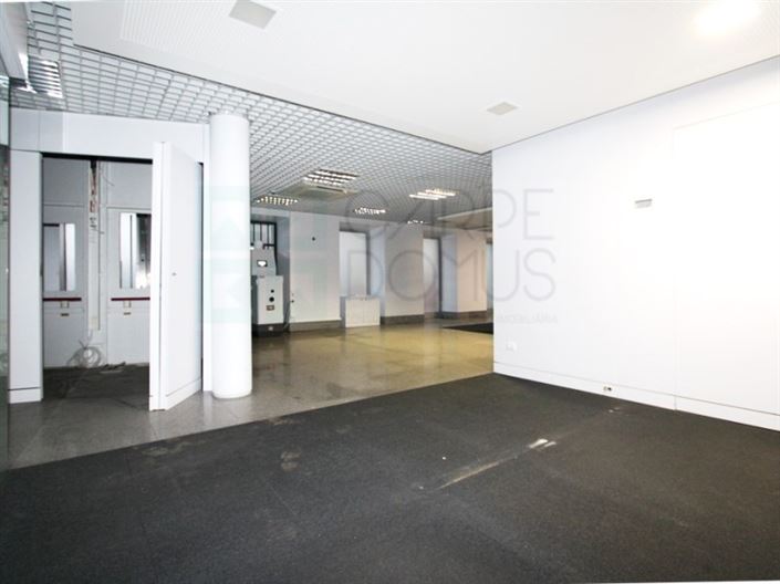 Image No.10-Commercial for sale