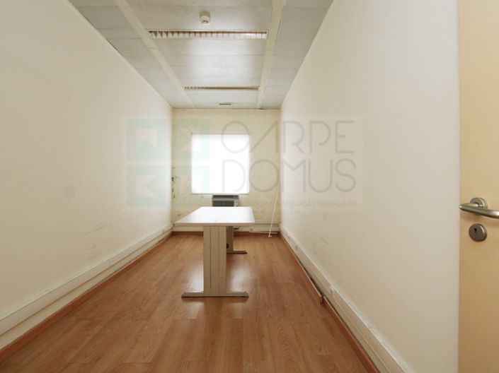 Image No.25-Commercial for sale