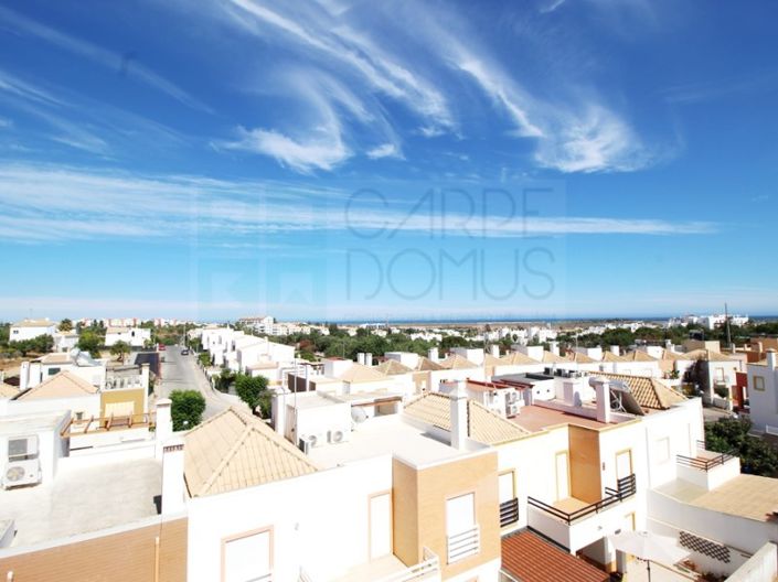 Image No.1-2 Bed House for sale