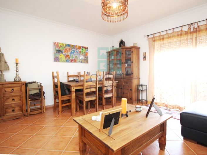 Image No.12-2 Bed House for sale