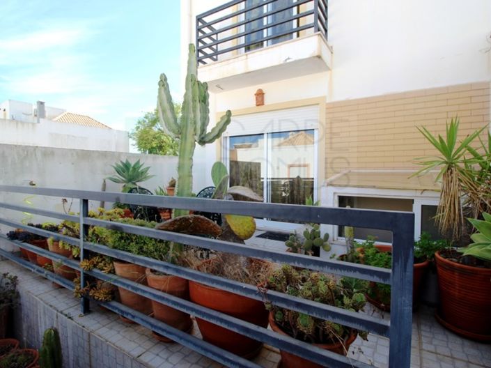 Image No.17-2 Bed House for sale