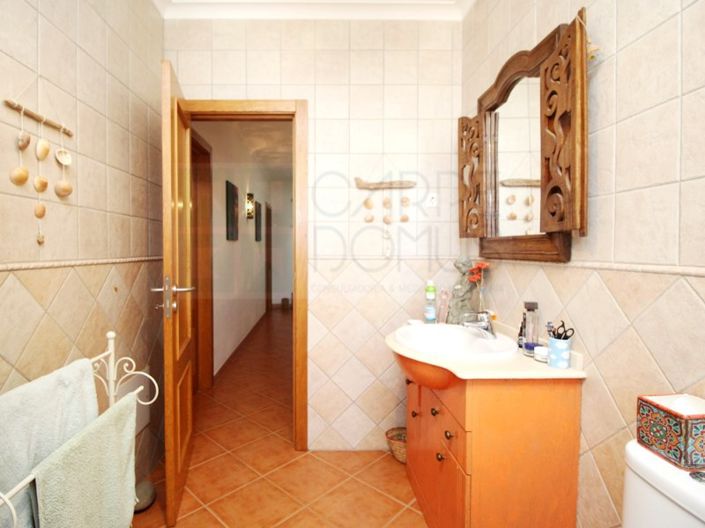 Image No.21-2 Bed House for sale