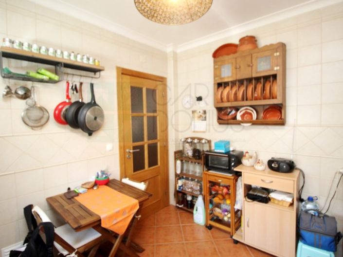 Image No.8-2 Bed House for sale