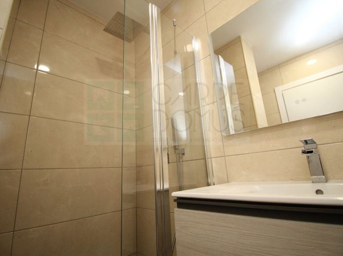 Image No.13-4 Bed House for sale