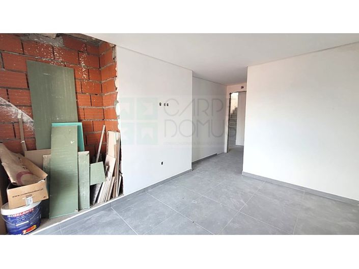 Image No.18-3 Bed House for sale