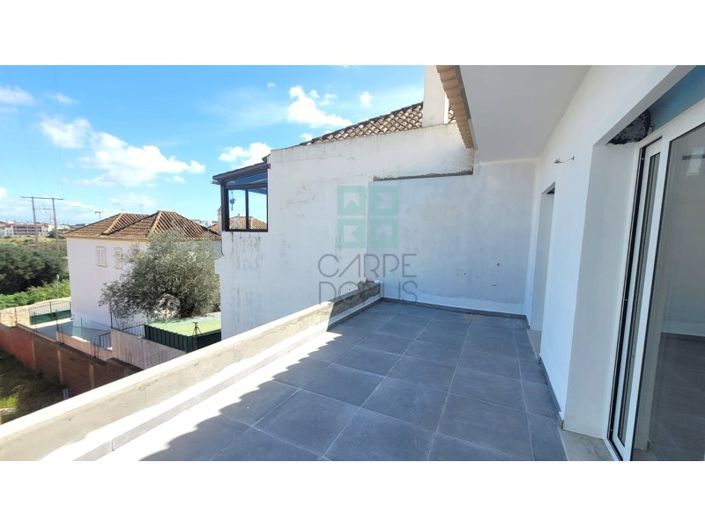 Image No.2-3 Bed House for sale