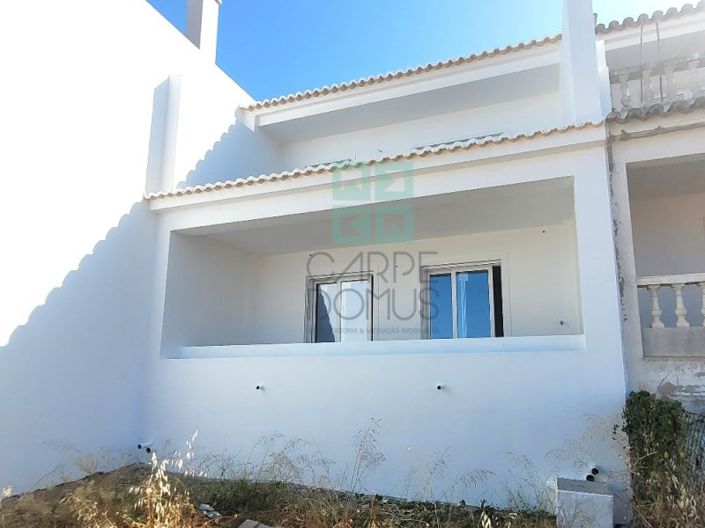 Image No.6-3 Bed House for sale