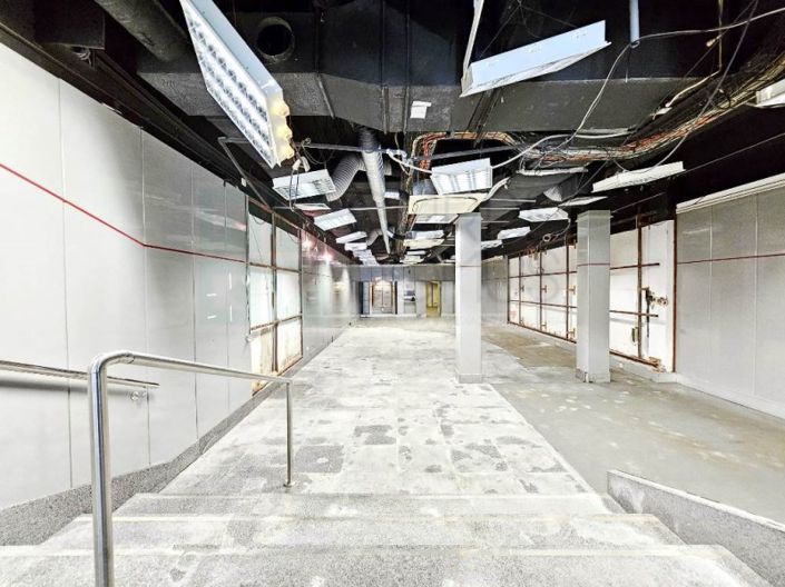 Image No.7-Commercial for sale